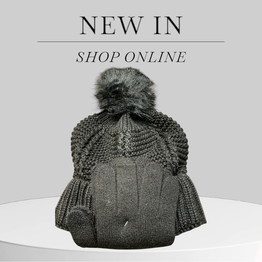 Winter Essential Hat & Gloves Set Made With Recycled Fibers NWT